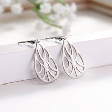 Load image into Gallery viewer, Curvy Geometric Drop Earrings
