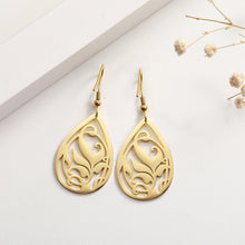 Load image into Gallery viewer, Flower Vines Drop Earrings