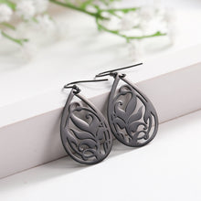 Load image into Gallery viewer, Flower Vines Drop Earrings