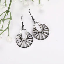 Load image into Gallery viewer, Geometric Round Earrings