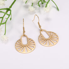 Load image into Gallery viewer, Geometric Round  Earrings
