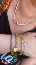 Load image into Gallery viewer, Heart Chocker Necklace