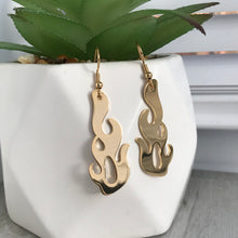 Load image into Gallery viewer, On Fire Earrings