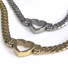 Load image into Gallery viewer, Heart Chocker Necklace