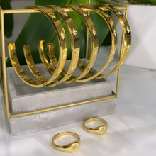 Load image into Gallery viewer, STARLIGHT CUFF BRACELET