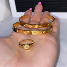 Load image into Gallery viewer, STARLIGHT CUFF BRACELET