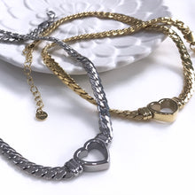 Load image into Gallery viewer, Heart Chocker Necklace