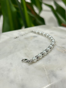 Silver/ White Pearl Bracelet